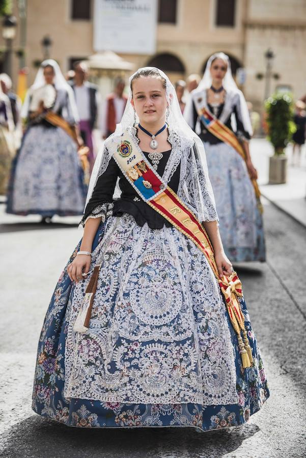 Procesión y coronación de la Virgen María