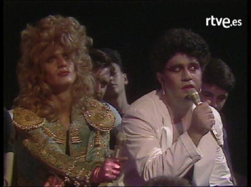 Fotos de los looks de cantantes más llamativos de la España de los 80