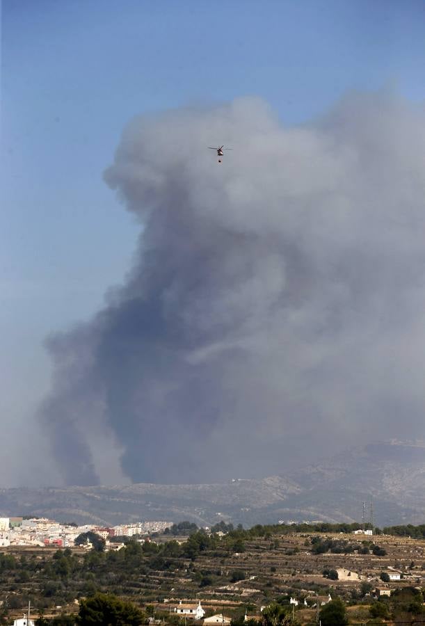 Fotos del incendio de la Granadella, en Xàbia y Benitatxell