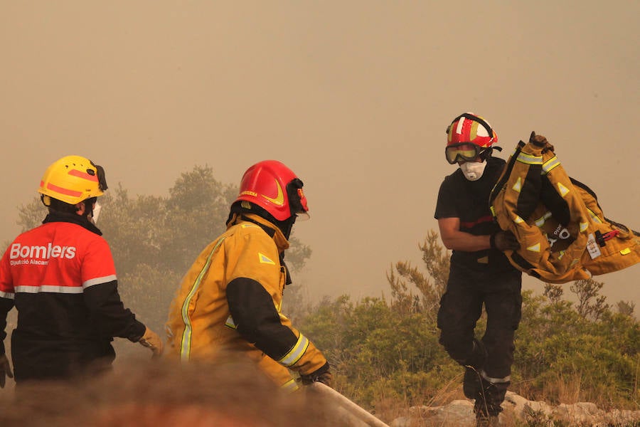 Fotos del incendio de la Granadella, en Xàbia y Benitatxell