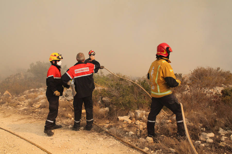 Fotos del incendio de la Granadella, en Xàbia y Benitatxell