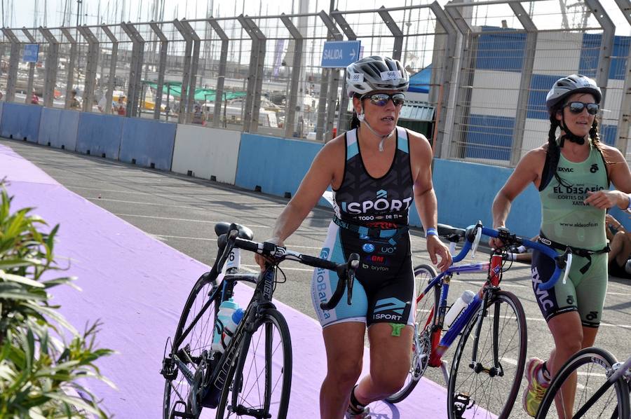 Fotos del triatlón en la Marina Real (domingo 11 de septiembre)