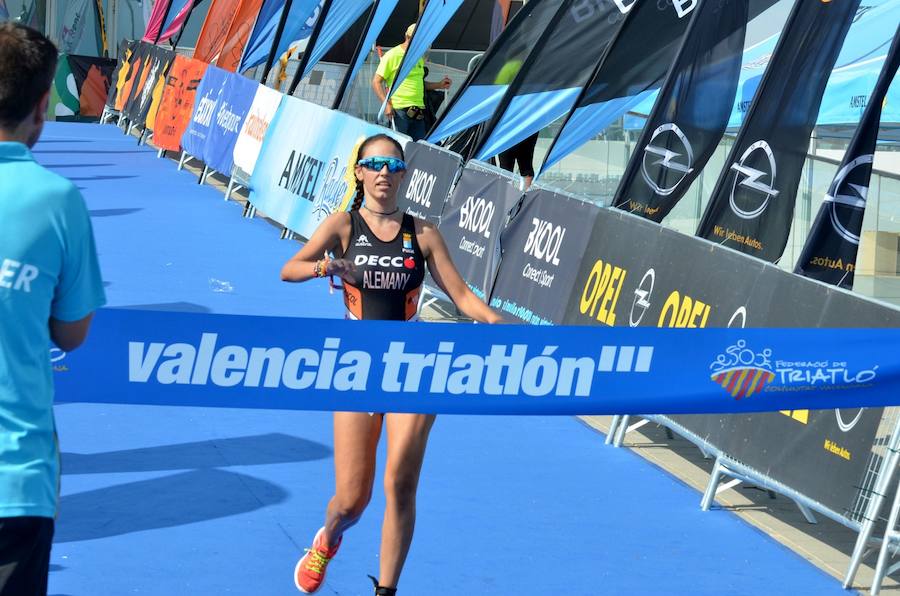 Fotos del triatlón en la Marina Real (domingo 11 de septiembre)