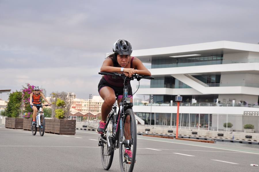 Fotos del triatlón en la Marina Real (domingo 11 de septiembre)