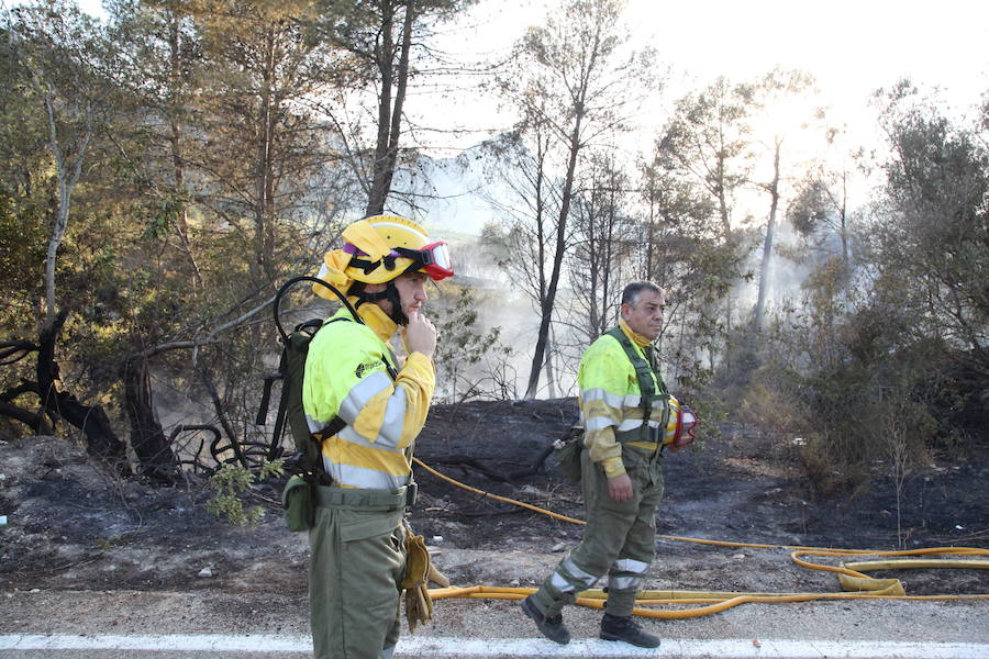 Incendio forestal en la Vall de Gallinera