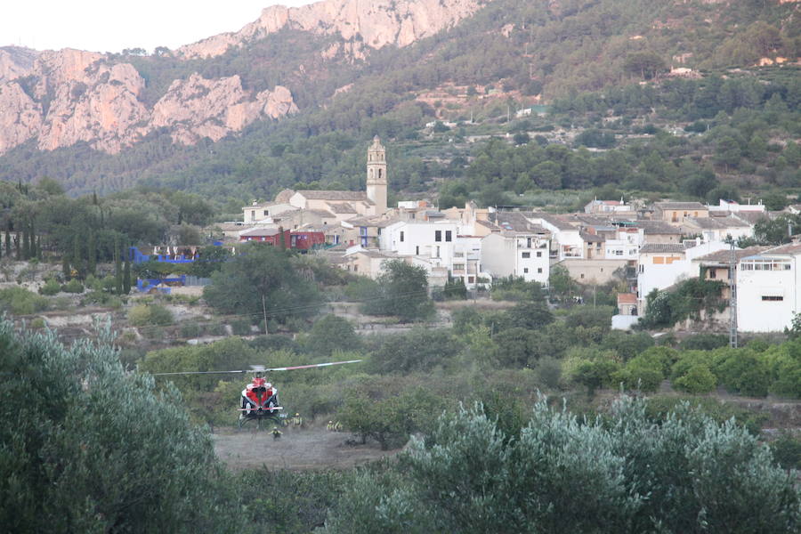 Incendio forestal en la Vall de Gallinera