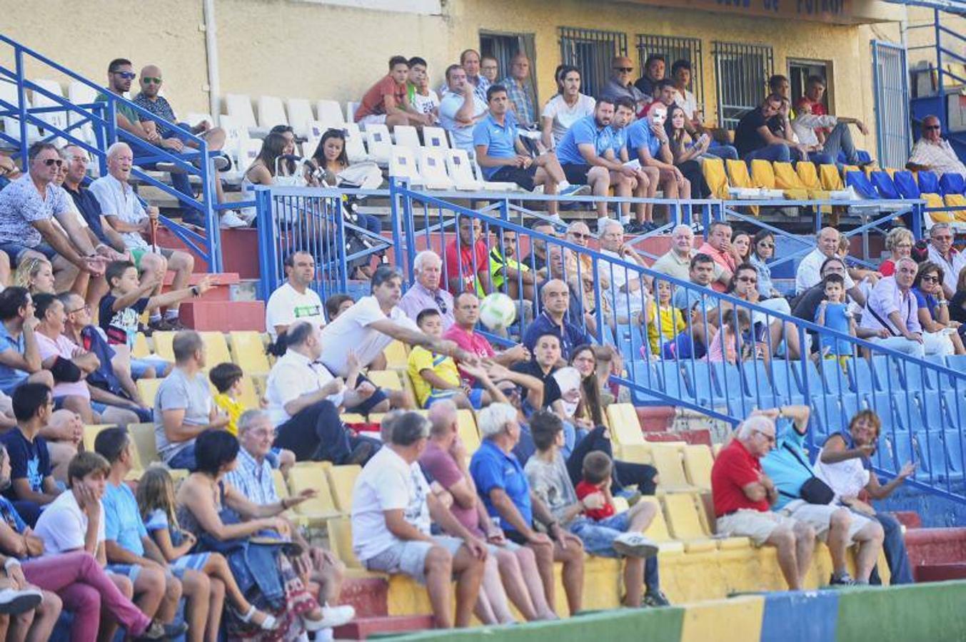 Las mejores imágenes del Orihuela - Elche Ilicitano (0-1)