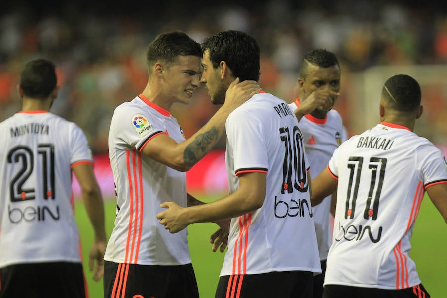 Las fotos de la victoria del Valencia ante el Alavés por 2-1