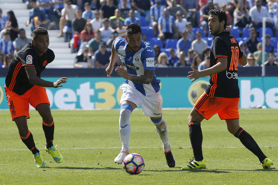 Las fotos de la victoria del Valencia en Butarque ante el Leganés (1-2)