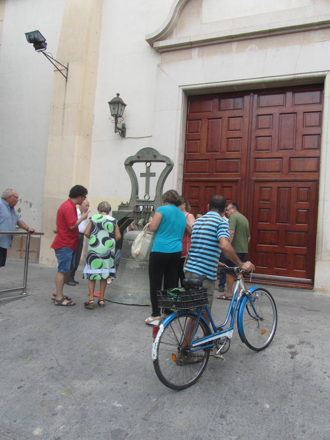 Restauración de las campanas de la iglesia de Almoradí