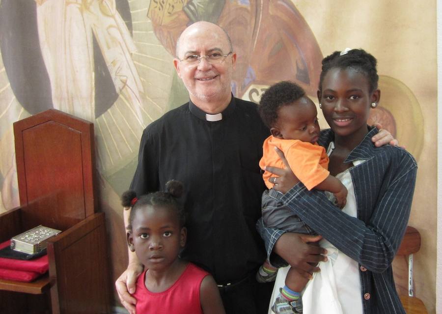 Un misionero valenciano en Angola pide ayuda para terminar un seminario