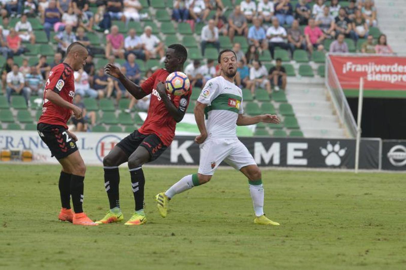 Las mejores imágenes del Elche - Nástic (4-4)