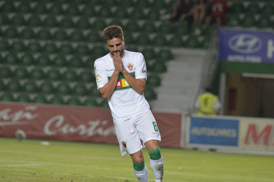 Las mejores imágenes del Elche -Alcorcón de Copa (0-1)