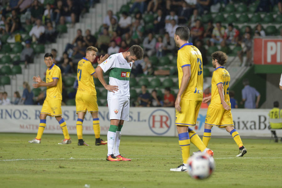 Las mejores imágenes del Elche -Alcorcón de Copa (0-1)