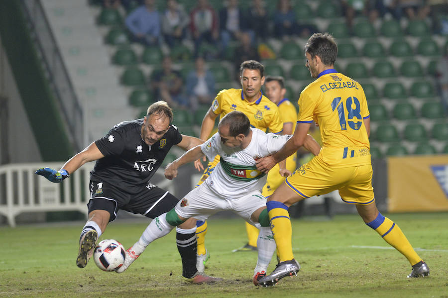 Las mejores imágenes del Elche -Alcorcón de Copa (0-1)