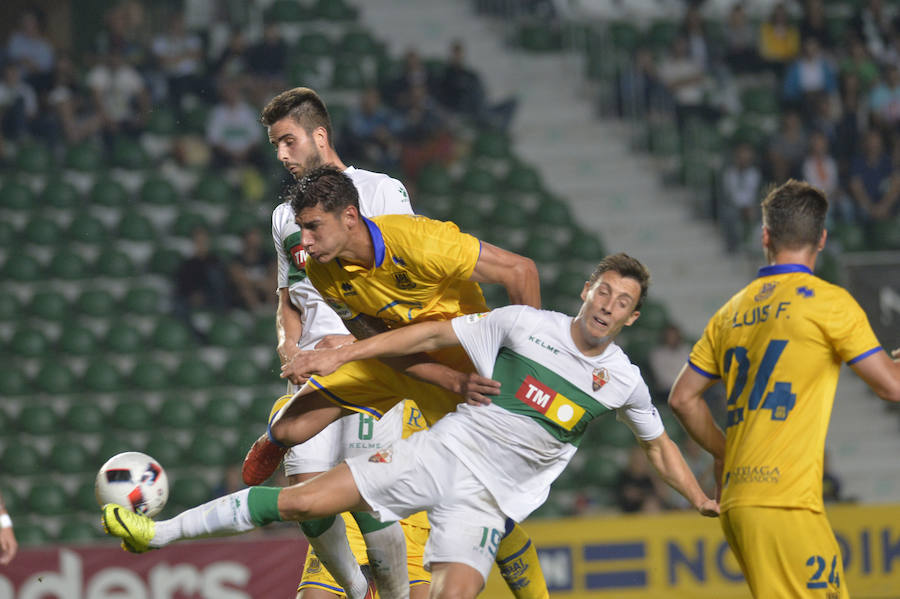 Las mejores imágenes del Elche -Alcorcón de Copa (0-1)