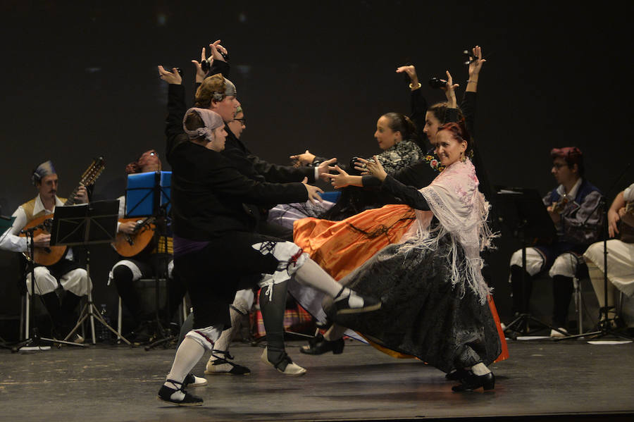 Festival de jotas en el Gran Teatro por el Día del Pilar