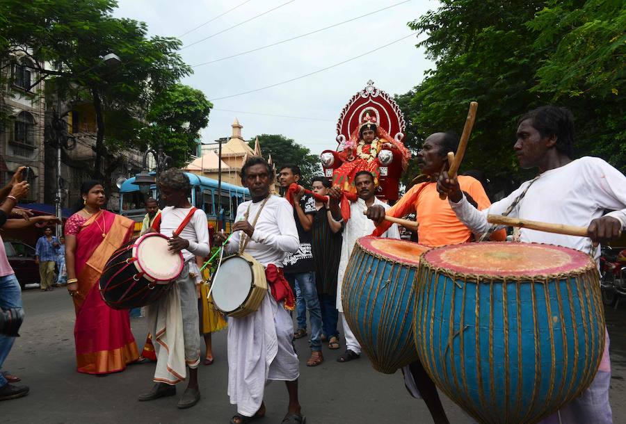 Durga Puja, una de las celebraciones más exóticas y multitudinarias de la India