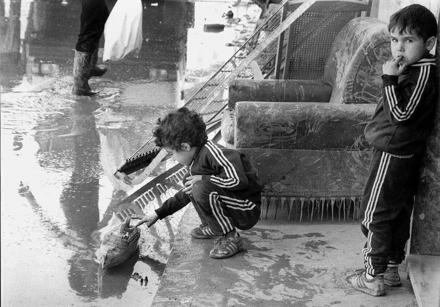 Fotos de la pantanada de Tous de 1982