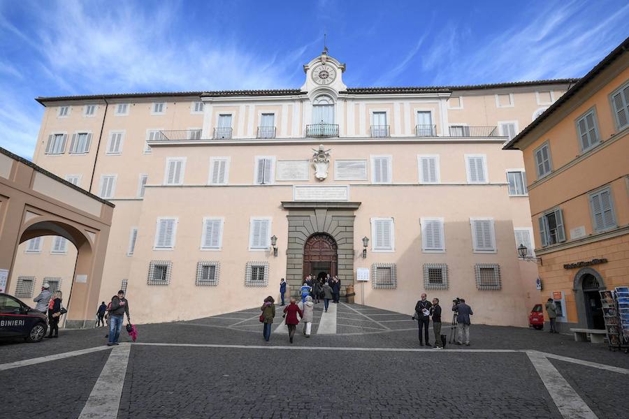 Así es Castelgandolf, la residencia de verano del Papa