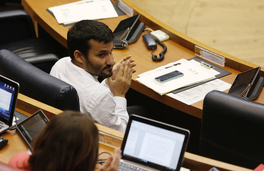 Fotos del pleno de les Corts