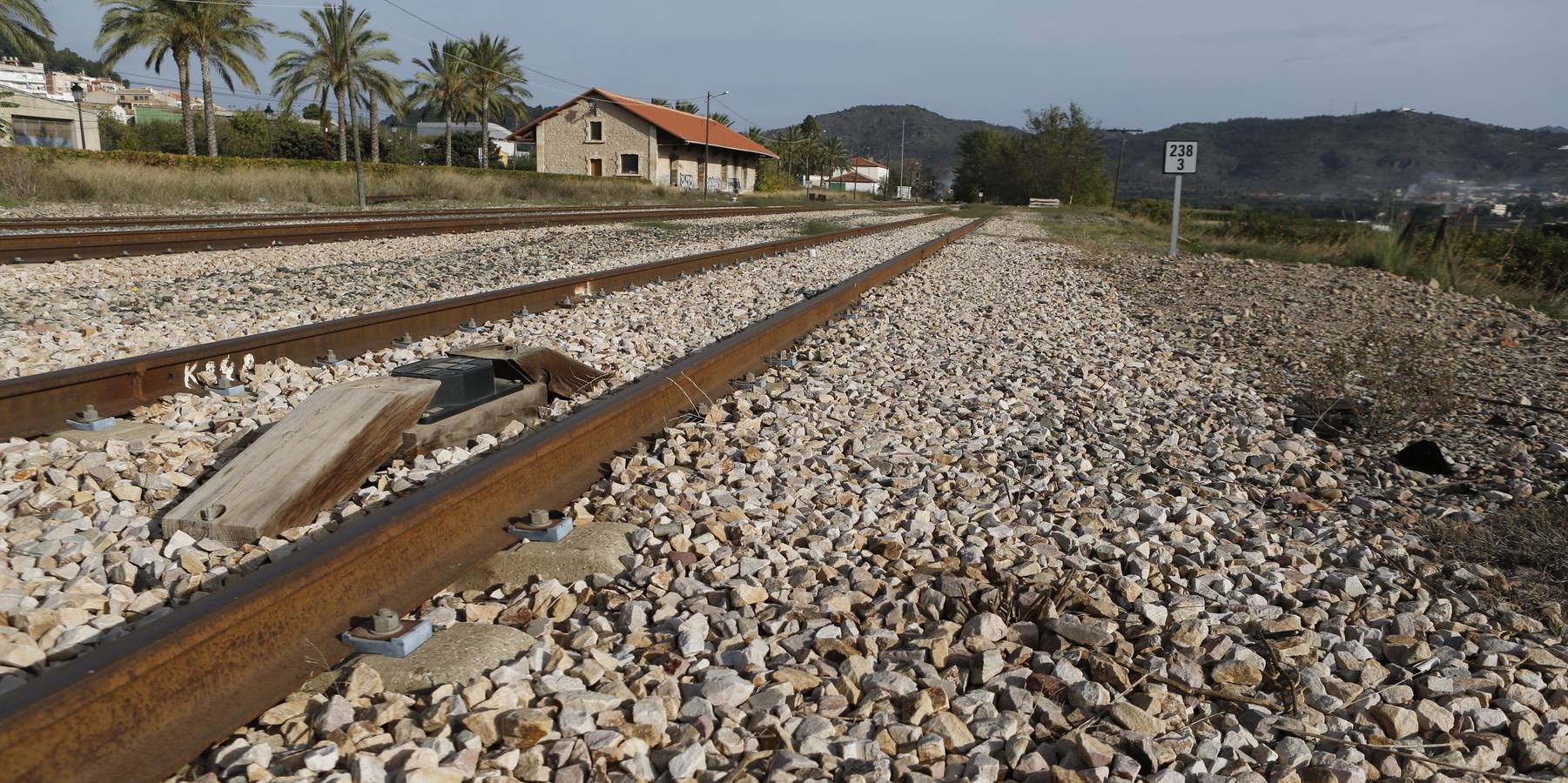 Fotos de la línea de tren Valencia-Zaragoza