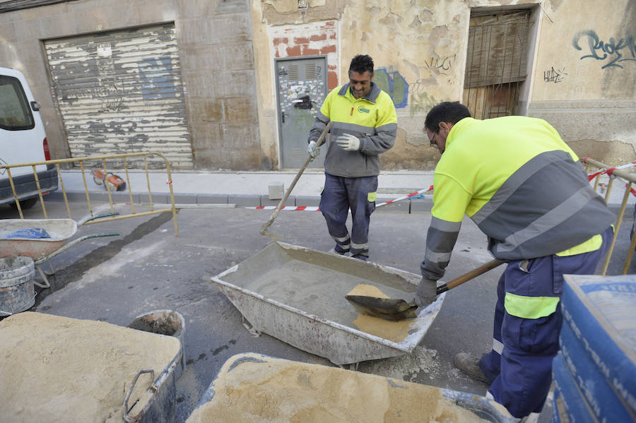 Actuación para el arreglo de aceras en Elche