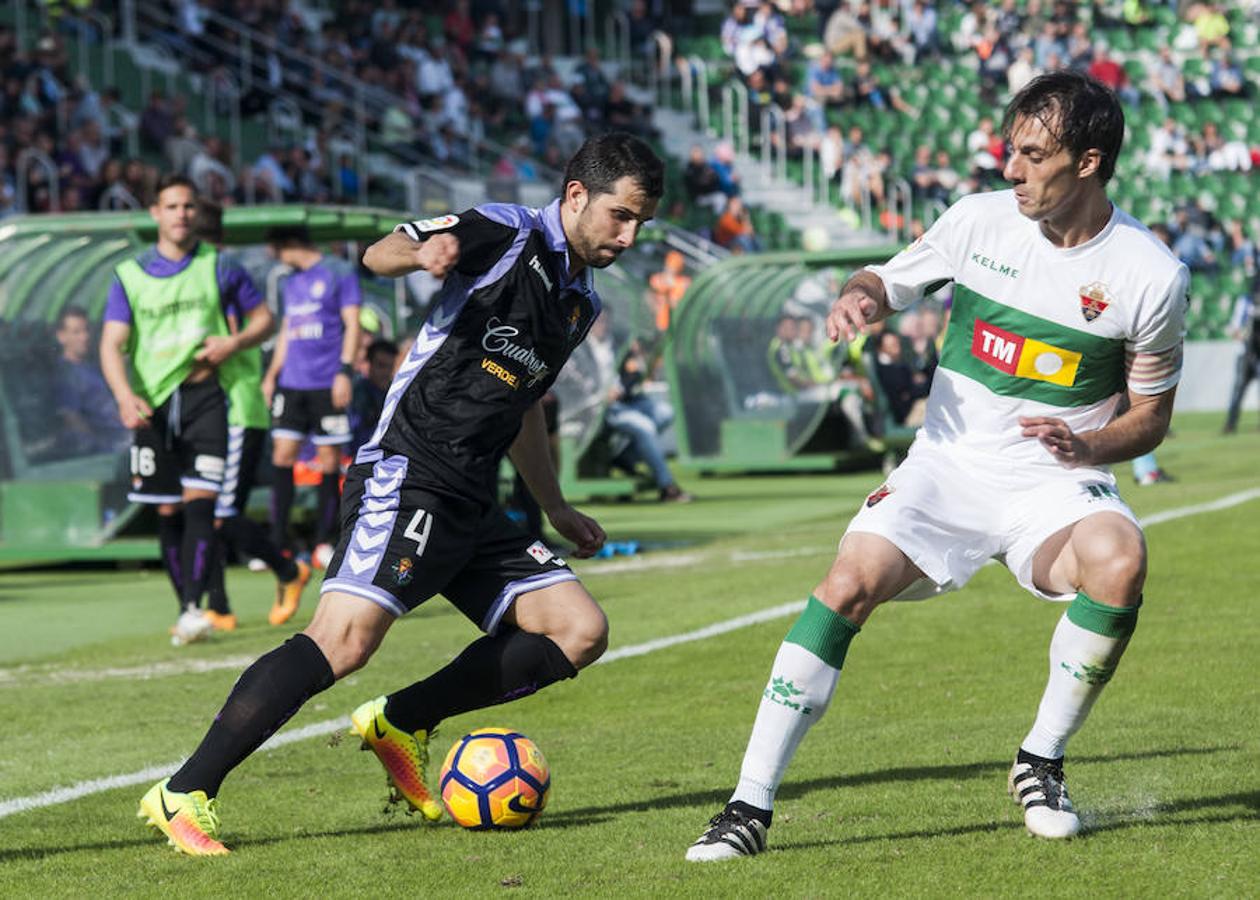 Las mejores imágenes del Elche - Valladolid (2-0)