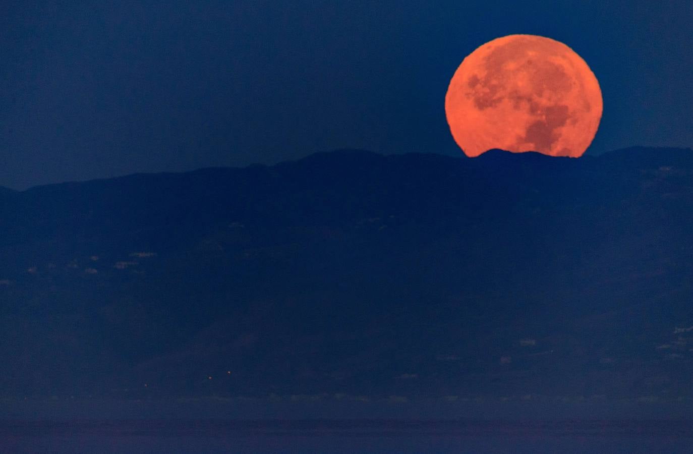 Así se ve la superluna 2016