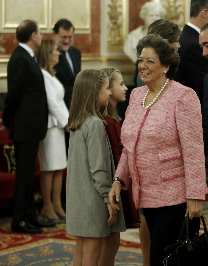 Fotos de Leonor y Sofía, protagonistas en el Congreso