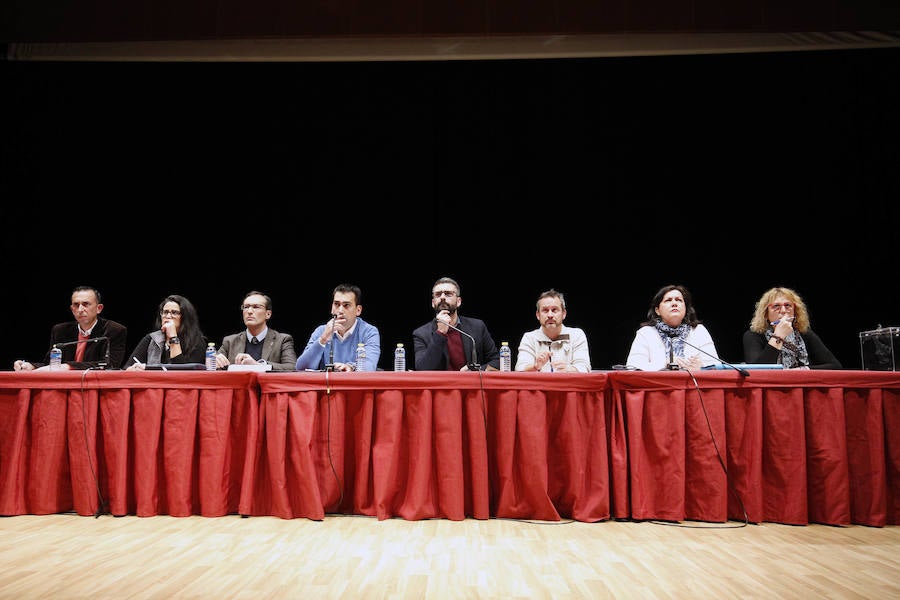 Fotos de la asamblea de los presidentes de fallas