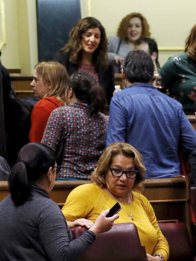 Minuto de silencio en el Congreso por la muerte de Rita Barberá