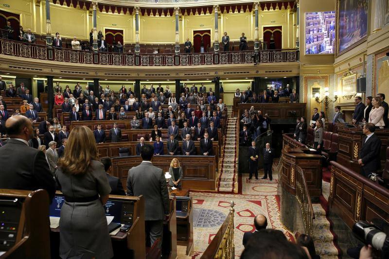 Minuto de silencio en el Congreso por la muerte de Rita Barberá