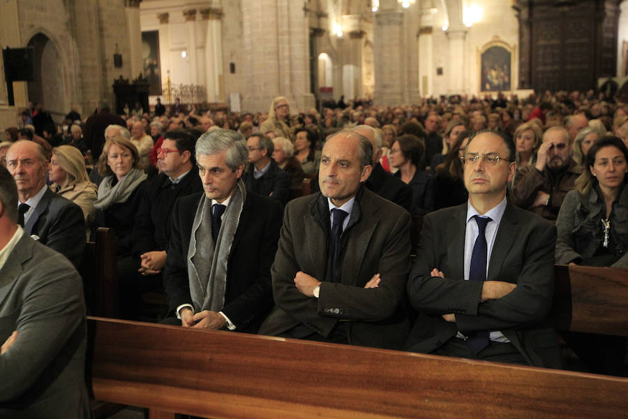 Fotos de la misa por Rita Barberá en la Catedral de Valencia