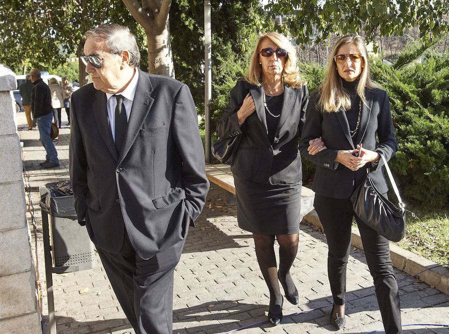 Fotos del funeral de Rita Barberá en el Tanatorio de Valencia