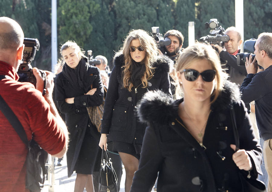 Fotos del funeral de Rita Barberá en el Tanatorio de Valencia