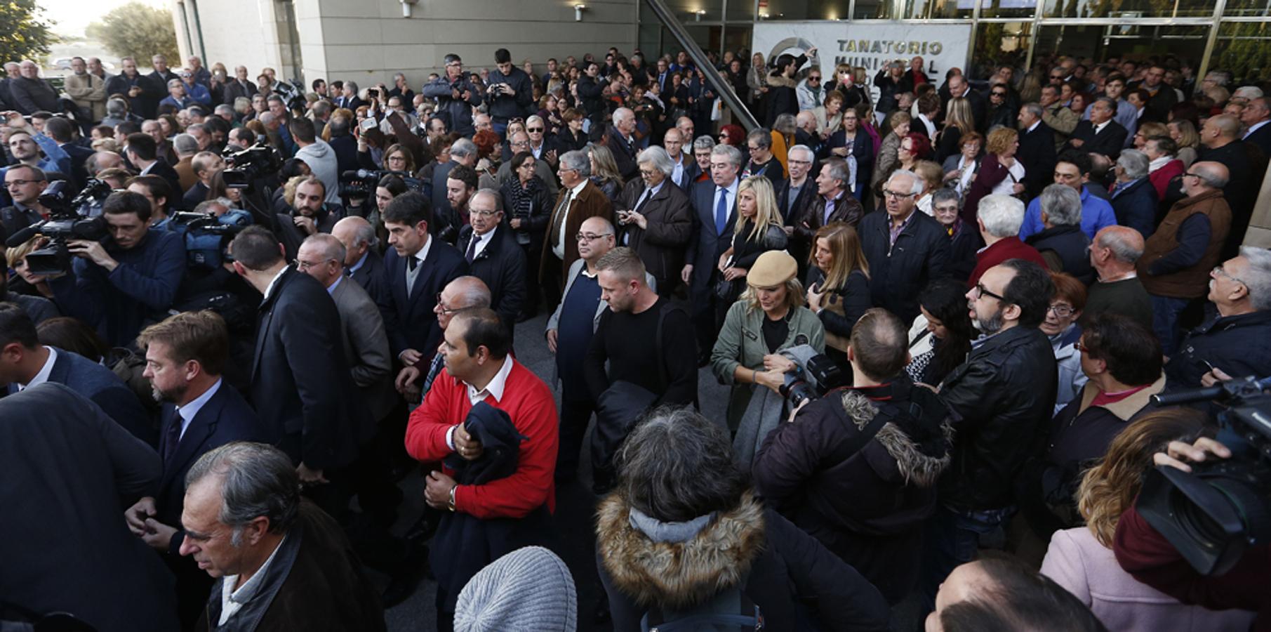 Fotos del funeral de Rita Barberá en el Tanatorio de Valencia