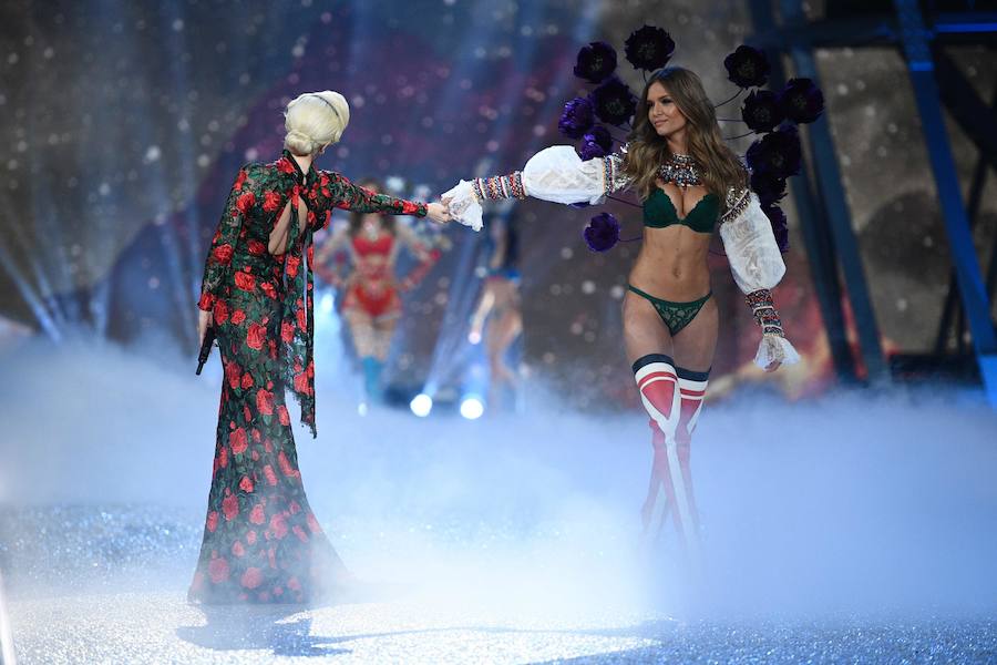 Fotos del desfile de Victoria&#039;s Secret 2016 (II)