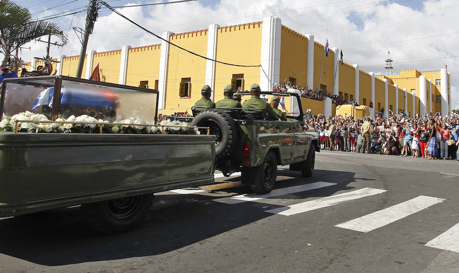 Fidel Castro vuelve a la cuna de la revolución para su último adiós