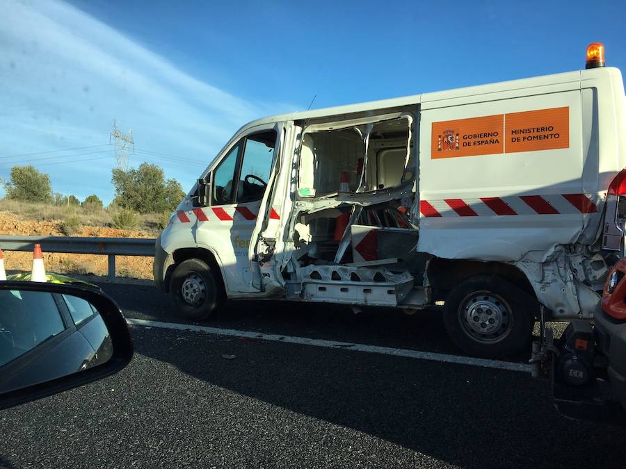 El accidente de un camión corta la A-3 en Villargordo del Cabriel