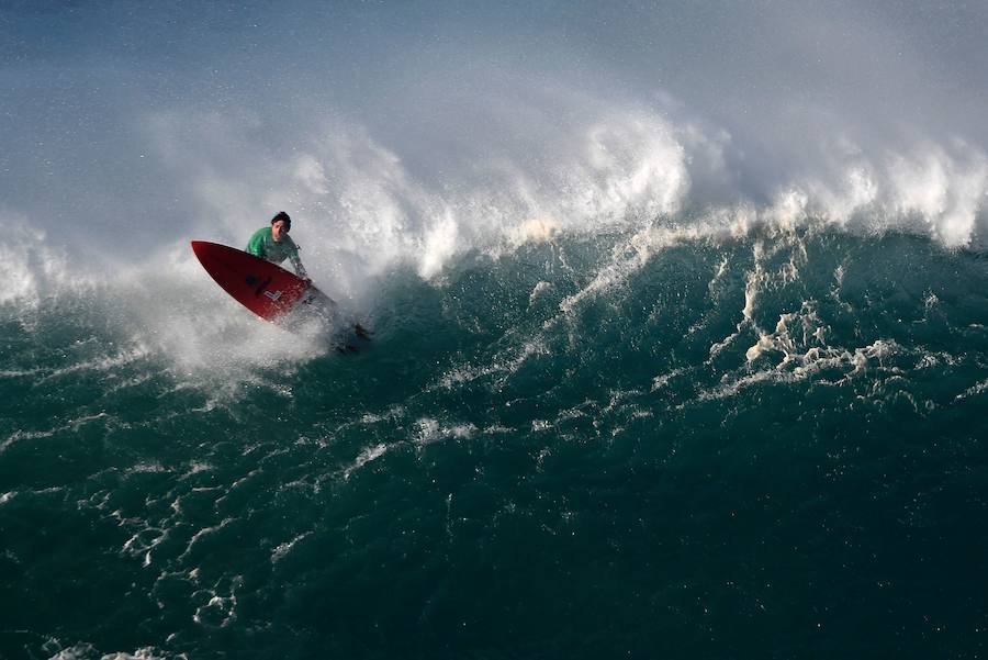 Fotos de Nazare, el mejor lugar del mundo para surfear