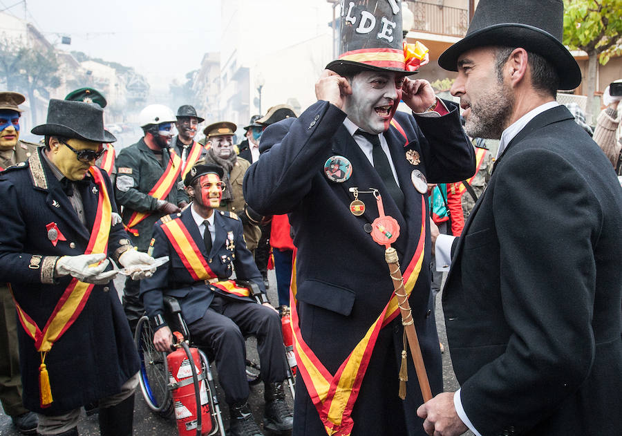 Fotos de la fiesta de &#039;Els enfarinats&#039; de Ibi