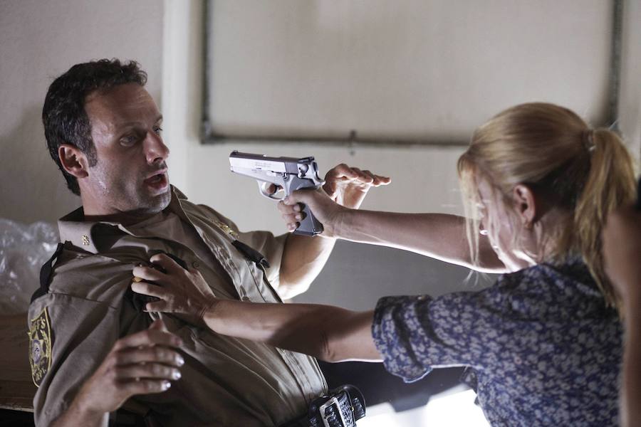 2ª-The Walking Dead. 