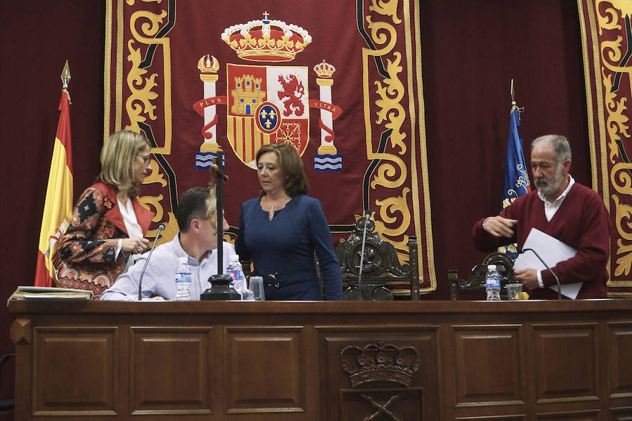 Ciudadanos propicia la primera moción de censura del mandato y da la Alcaldía al PP