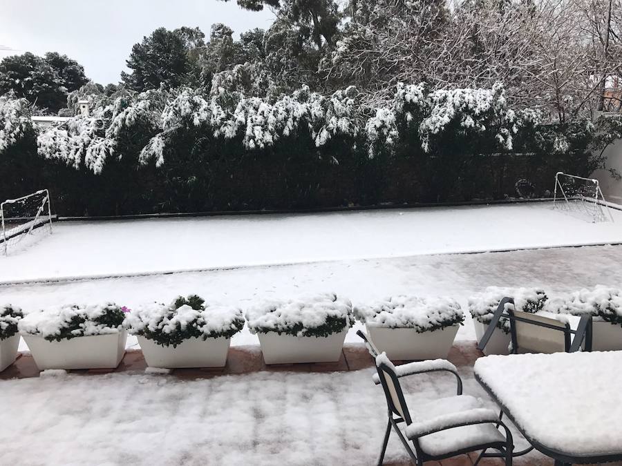 La nieve en Dénia y Xàbia se convierte en hielo