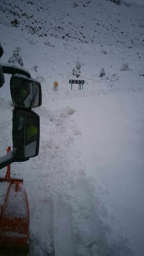 Intensas nevadas en los pueblos del interior