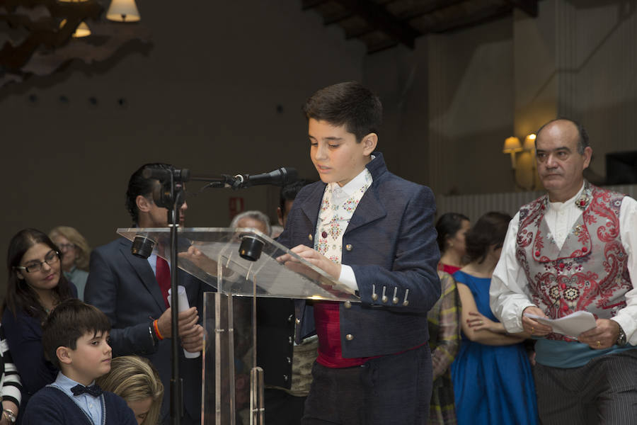 Fotos de la presentación de Mabel Pérez-Manglano, fallera mayor infantil de la Falla Convento Jerusalén