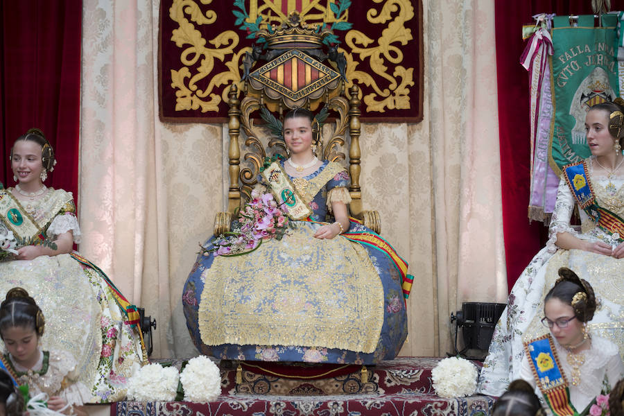 Fotos de la presentación de Mabel Pérez-Manglano, fallera mayor infantil de la Falla Convento Jerusalén