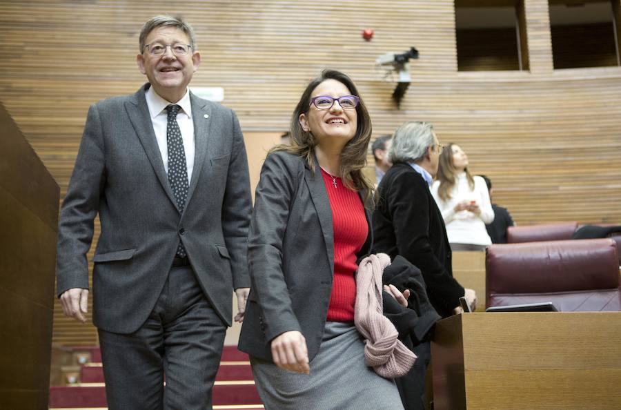 Fotos del pleno de Les Corts