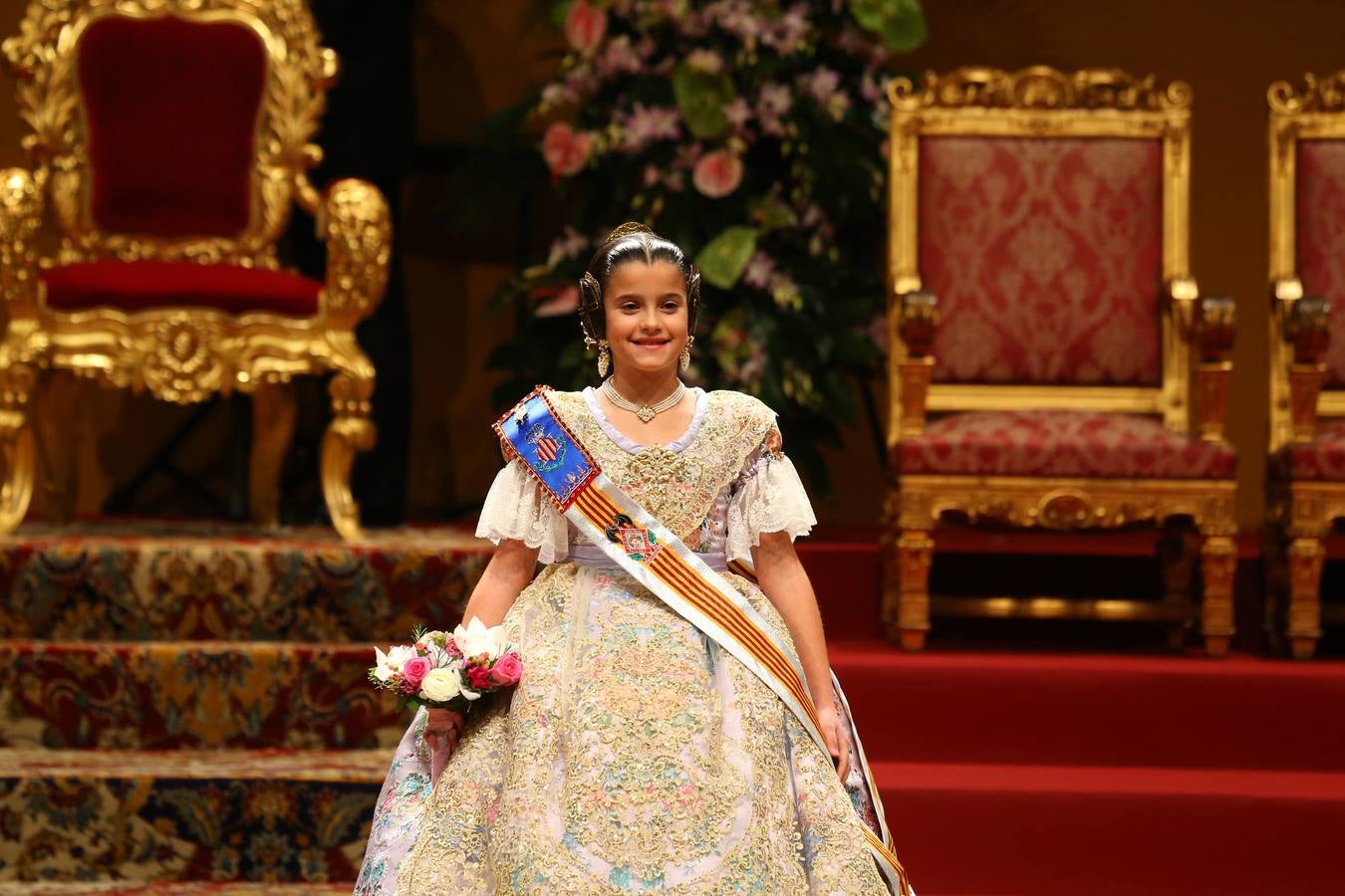 Fotos de la exaltación de la fallera mayor infantil de Valencia 2017